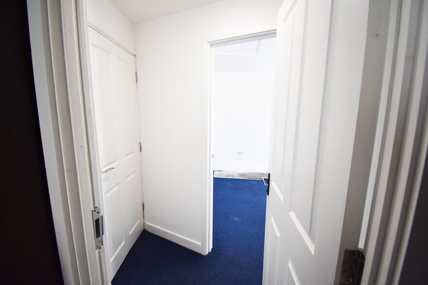 Victoria St, Leominster to rent - Building Photo - Image 2 of 9