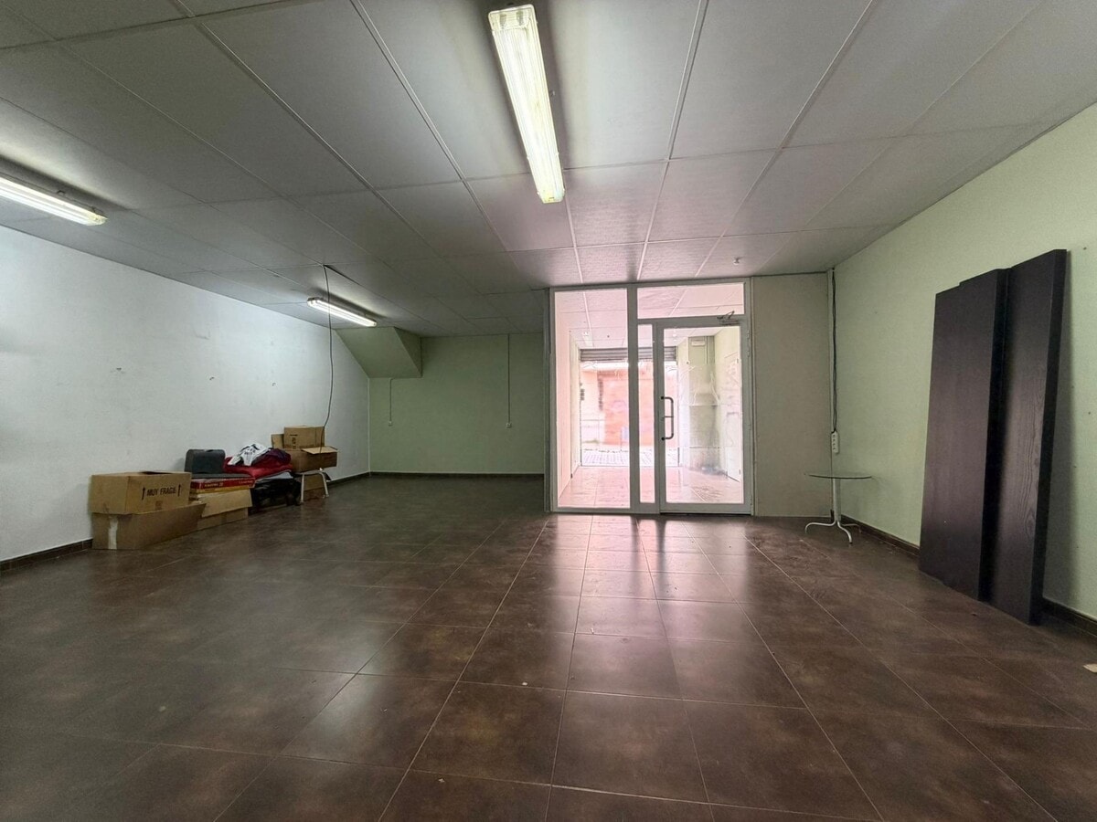 Barberà del Vallès, BAR 08210 -  -  - Interior Photo - Image 1 of 13