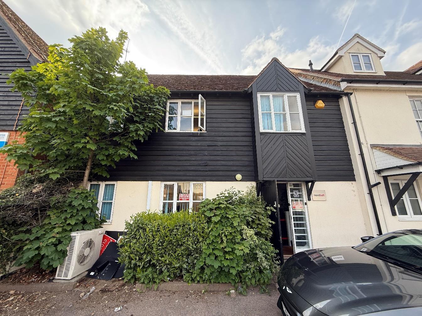 The Square, Sawbridgeworth to rent Building Photo- Image 1 of 5