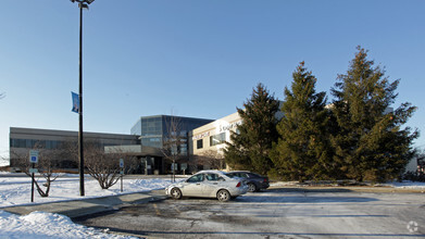 4050-4100 Healthway Dr, Aurora, IL for rent Building Photo- Image 1 of 20