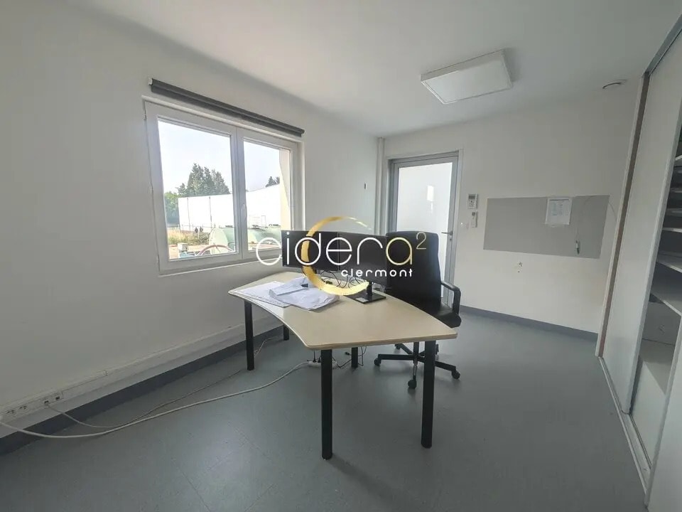 Location Bureaux 40 m² - Photo 1