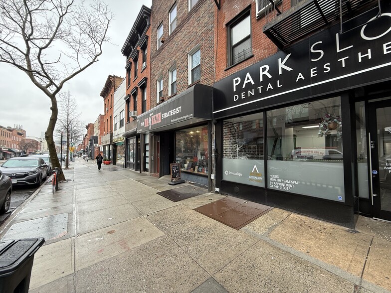 333 Court St, Brooklyn, NY to rent - Building Photo - Image 2 of 8