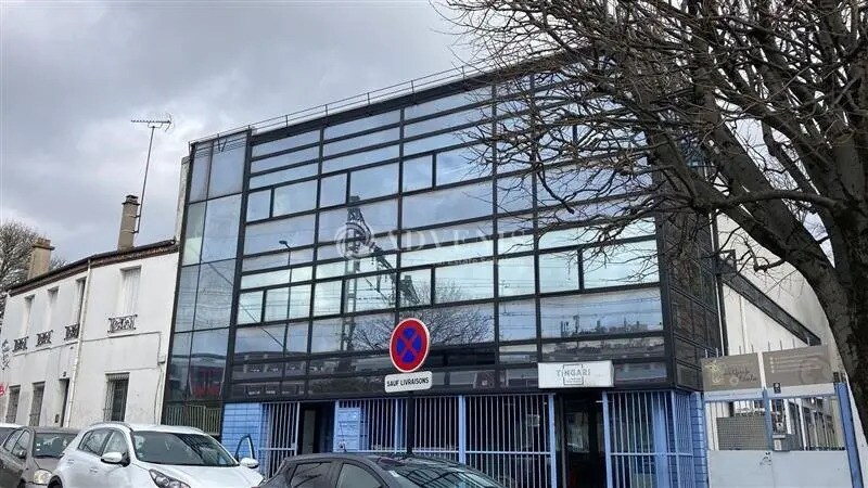 Office in Vitry-sur-Seine to rent Building Photo- Image 1 of 10