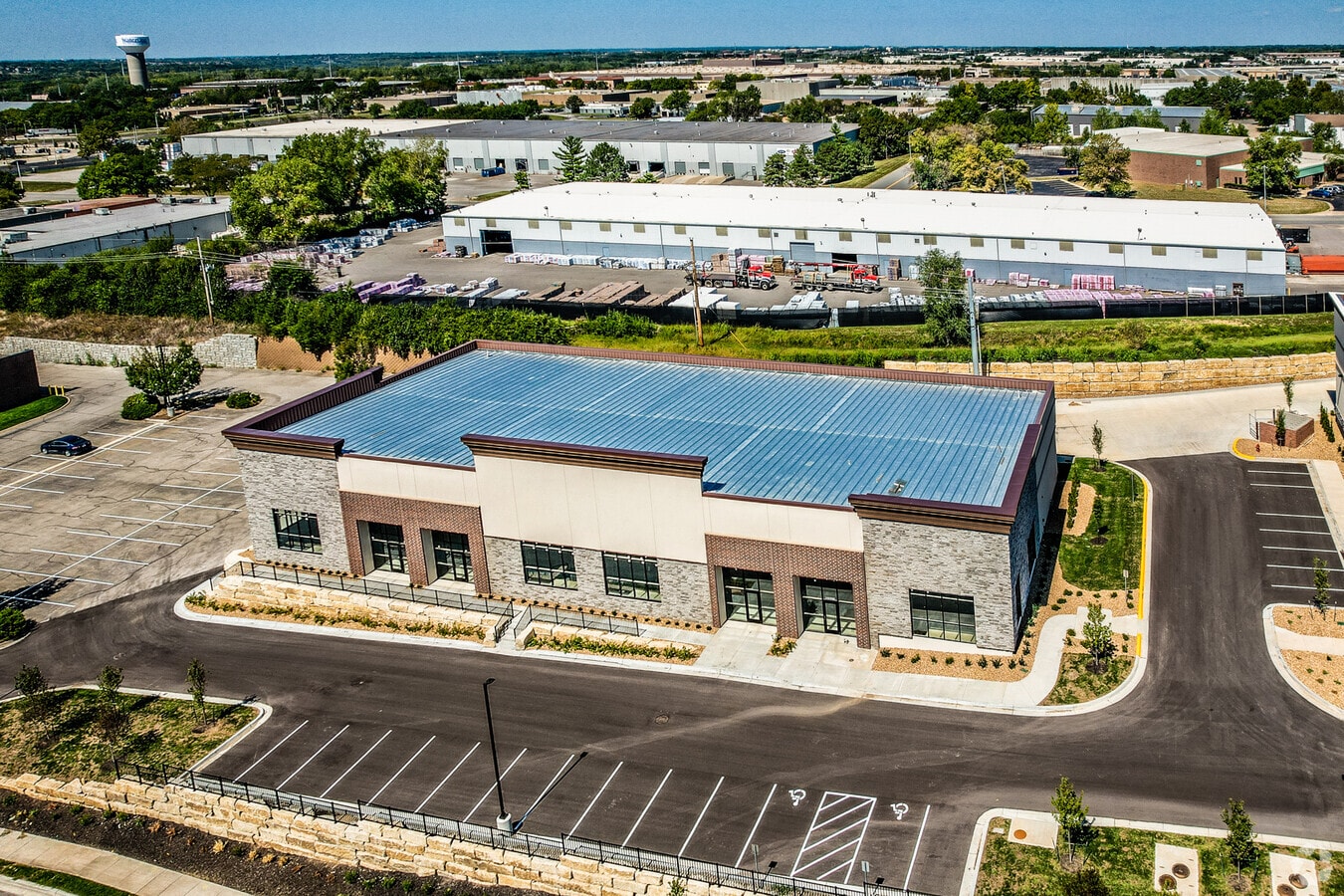 15300 College Blvd, Lenexa, KS 66219 UK