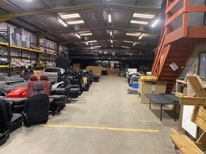 8 Seymer Close, Shillingstone to rent Interior Photo- Image 2 of 3