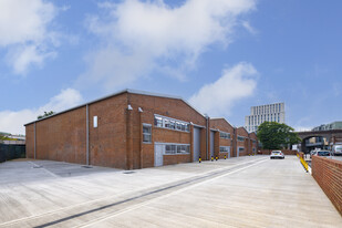 15 Havelock Ter, London LND - Warehouse