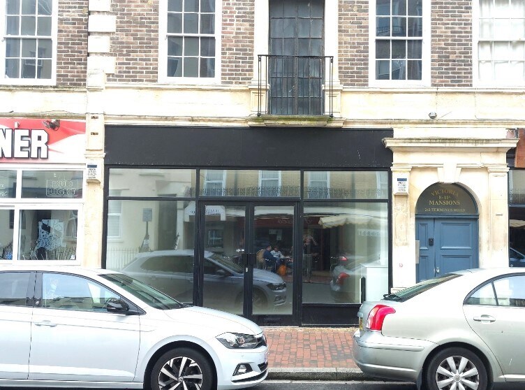 244 Terminus Rd, Eastbourne for sale Primary Photo- Image 1 of 1