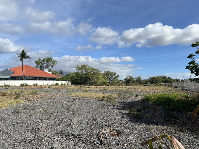 91 E Lipoa St, Kihei, HI for rent - Building Photo - Image 2 of 4