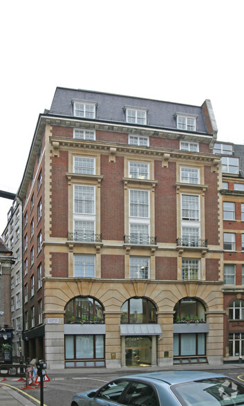 2 Queen Annes Gate Buildings, London for rent - Primary Photo - Image 1 of 10