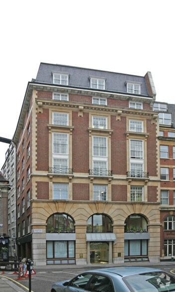 2 Queen Annes Gate Buildings, London for sale - Primary Photo - Image 1 of 1