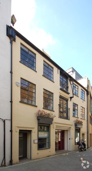 2-3 Bourlet Close, London for sale - Primary Photo - Image 1 of 1