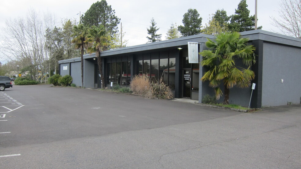 1400 SW Marlow Ave, Portland, OR for rent - Building Photo - Image 2 of 12