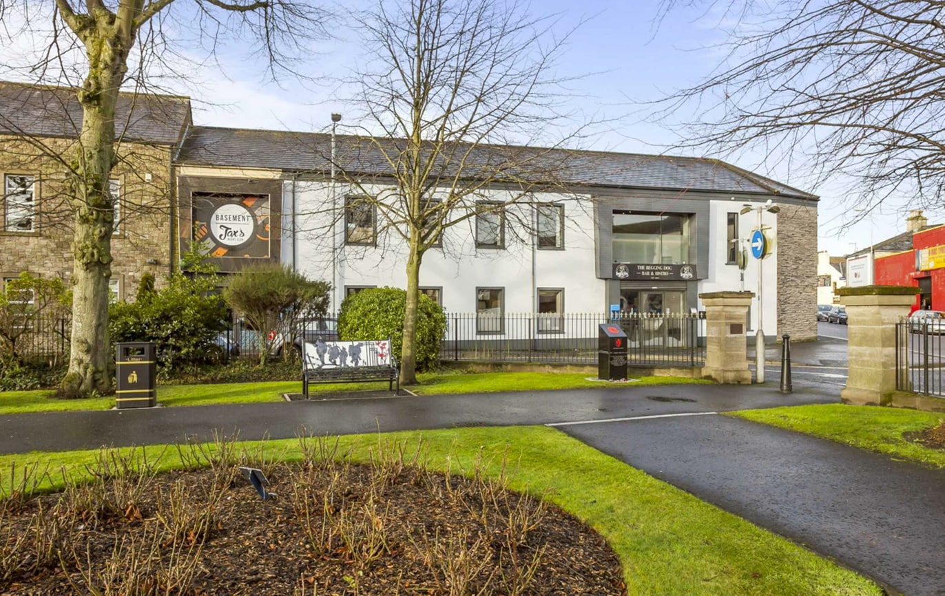 1-3 Court Sq, Newtownards to rent Primary Photo- Image 1 of 4