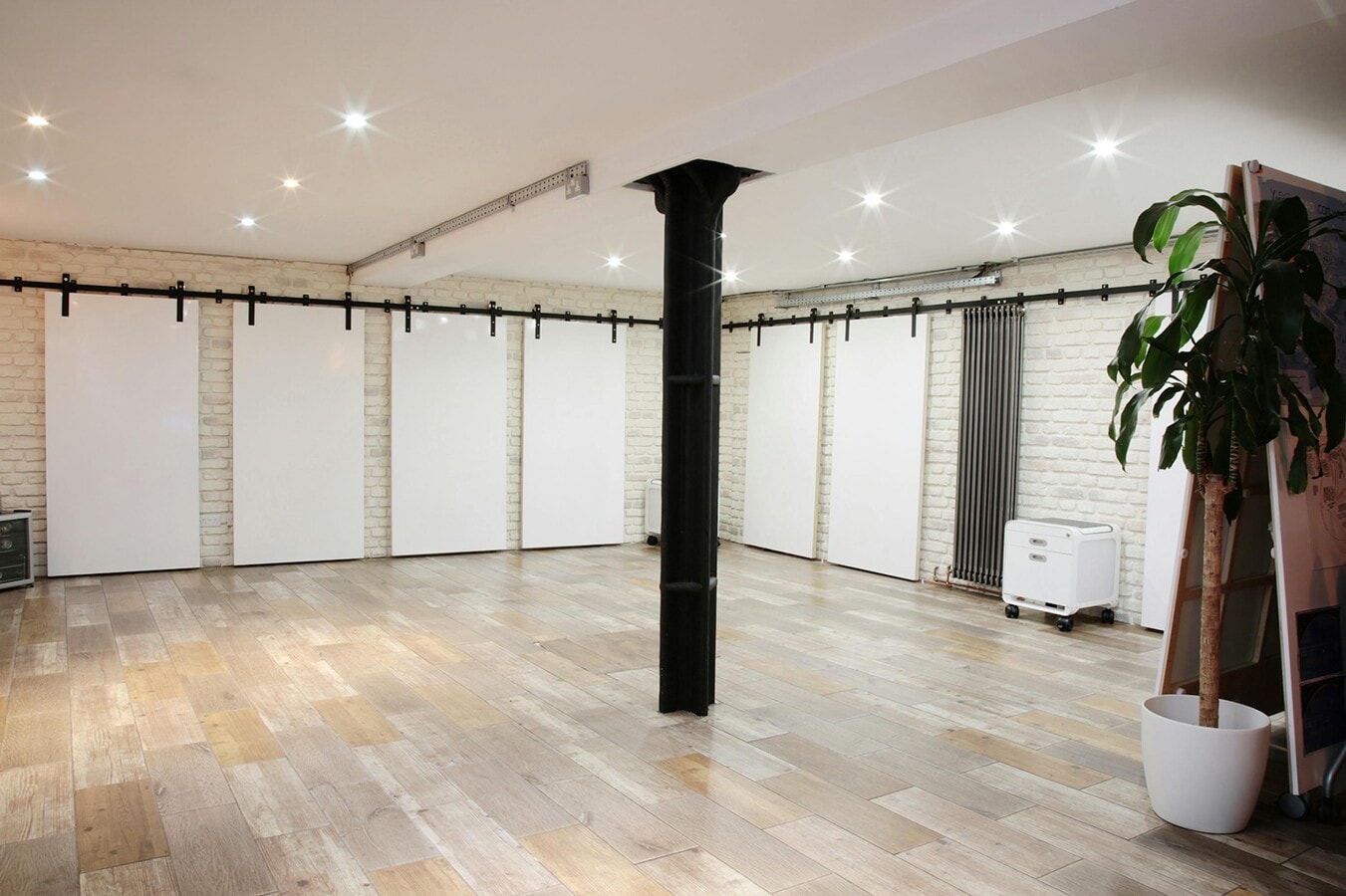 9-10 Mallow St, London, LND EC1Y 8RQ - Unit 9 -  - Interior Photo - Image 1 of 4