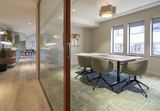 14-18 Holborn, London to rent Interior Photo- Image 2 of 5