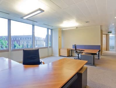 68-72 Hammersmith Rd, London to rent - Interior Photo - Image 3 of 8