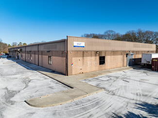 More details for 65 Robinson Ave, Patchogue, NY - Industrial for Rent