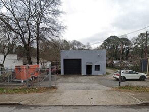 992 Oakland Dr SW, Atlanta, GA to rent Building Photo- Image 1 of 12