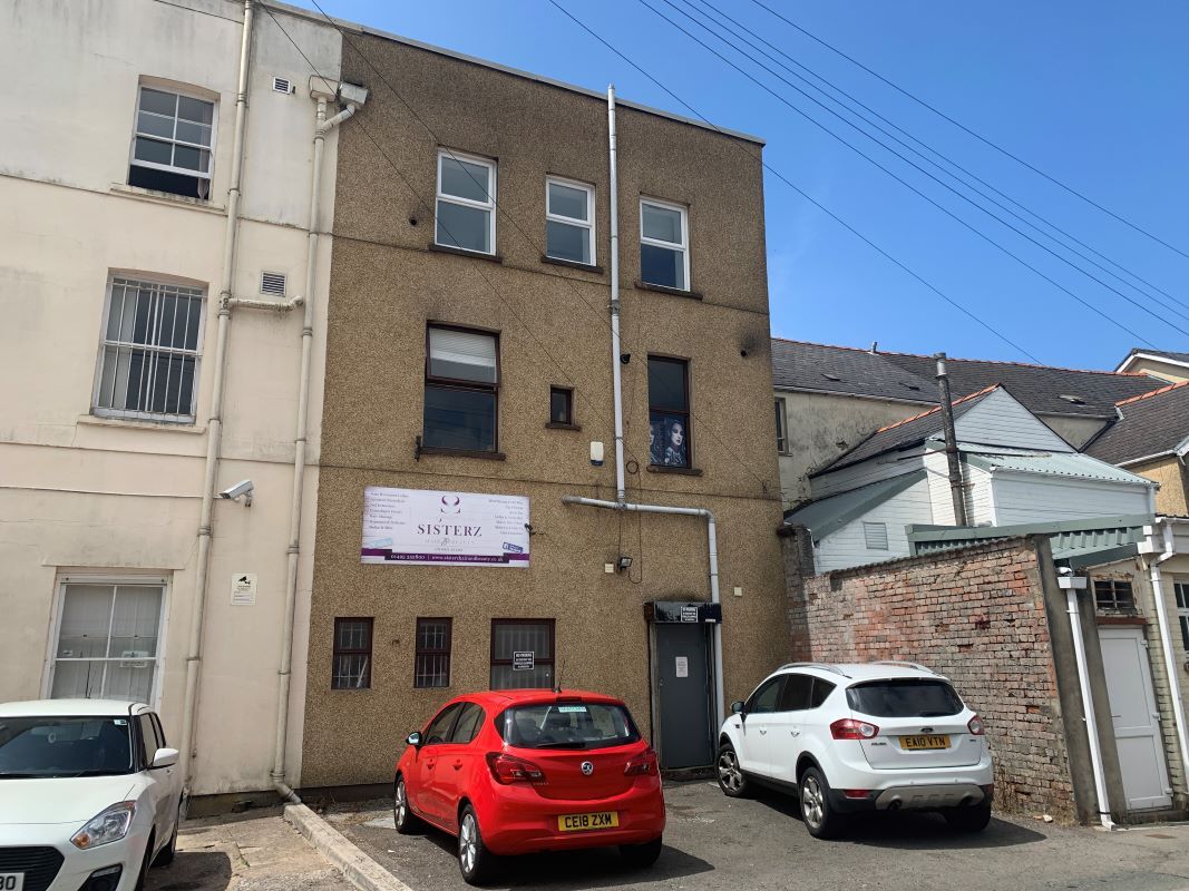 48 Bethcar St, Ebbw Vale NP23 6HG