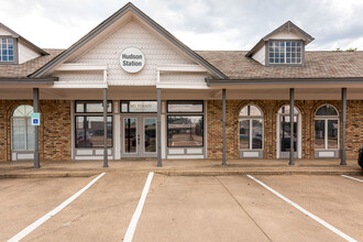 310 N Main St, Keller, TX for rent Building Photo- Image 2 of 4