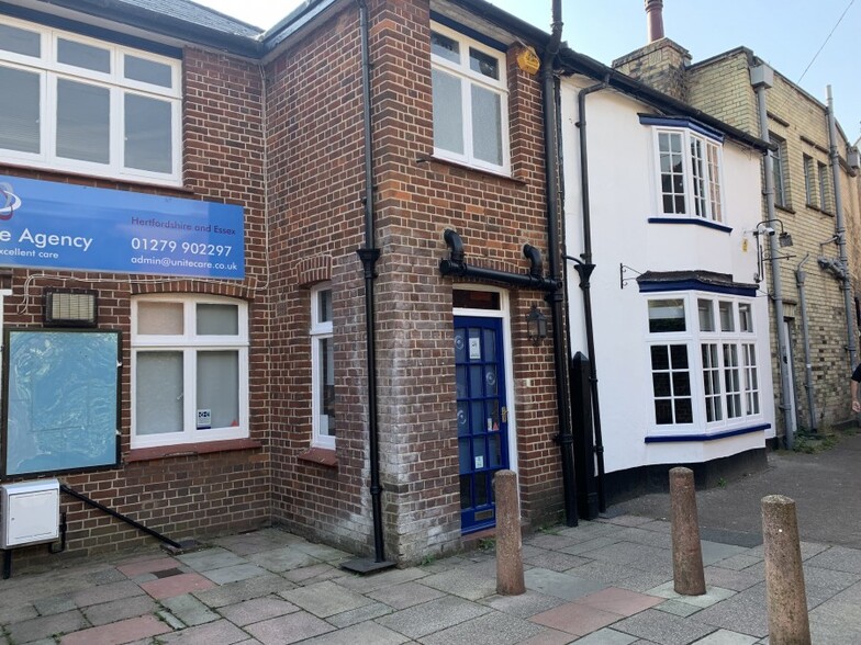 5A The Dell, Bishop's Stortford for rent - Building Photo - Image 2 of 3