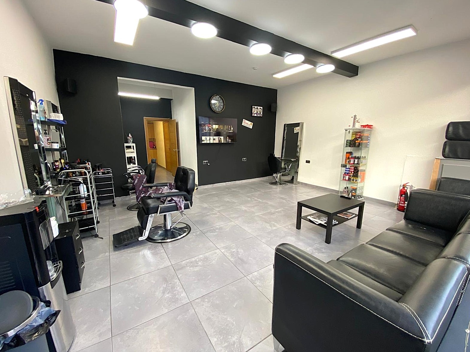 155 Cowbridge Rd E, Cardiff to rent Interior Photo- Image 1 of 7