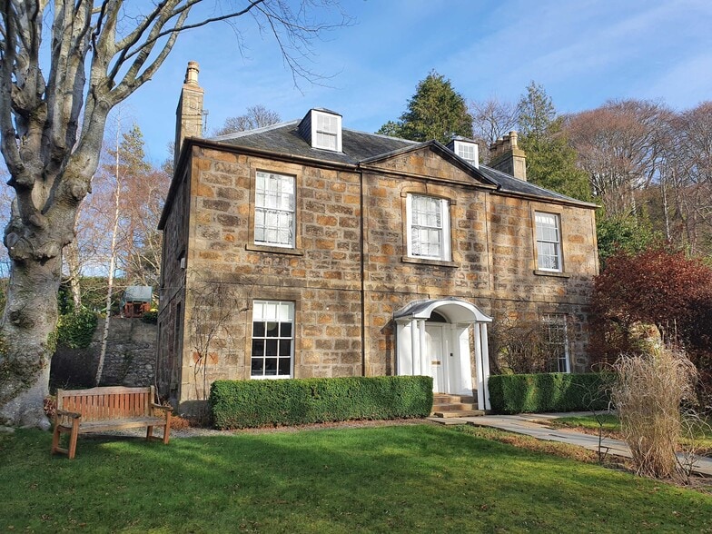 29 St. Leonards Rd, Forres to rent - Building Photo - Image 1 of 3