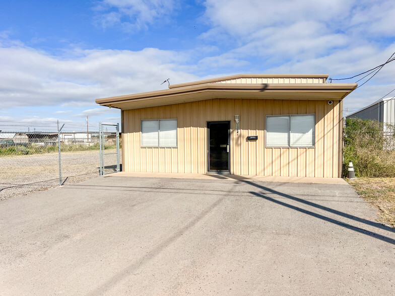 1304A Dayton Rd, Midland, TX for rent - Building Photo - Image 2 of 32