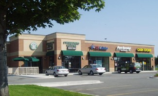 More details for 210-240 W Murdock Ave, Oshkosh, WI - Retail for Rent