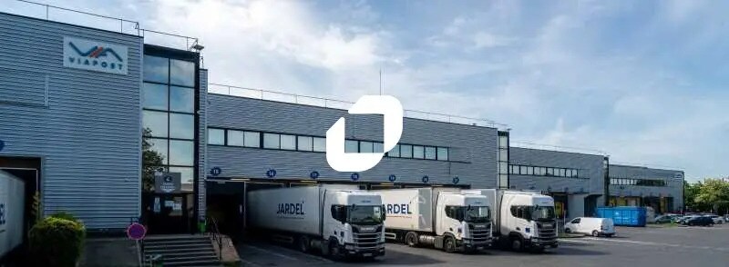 Light Industrial in Le Bourget to rent - Building Photo - Image 2 of 3