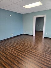 8034 Culebra Rd, San Antonio, TX to rent Building Photo- Image 2 of 6