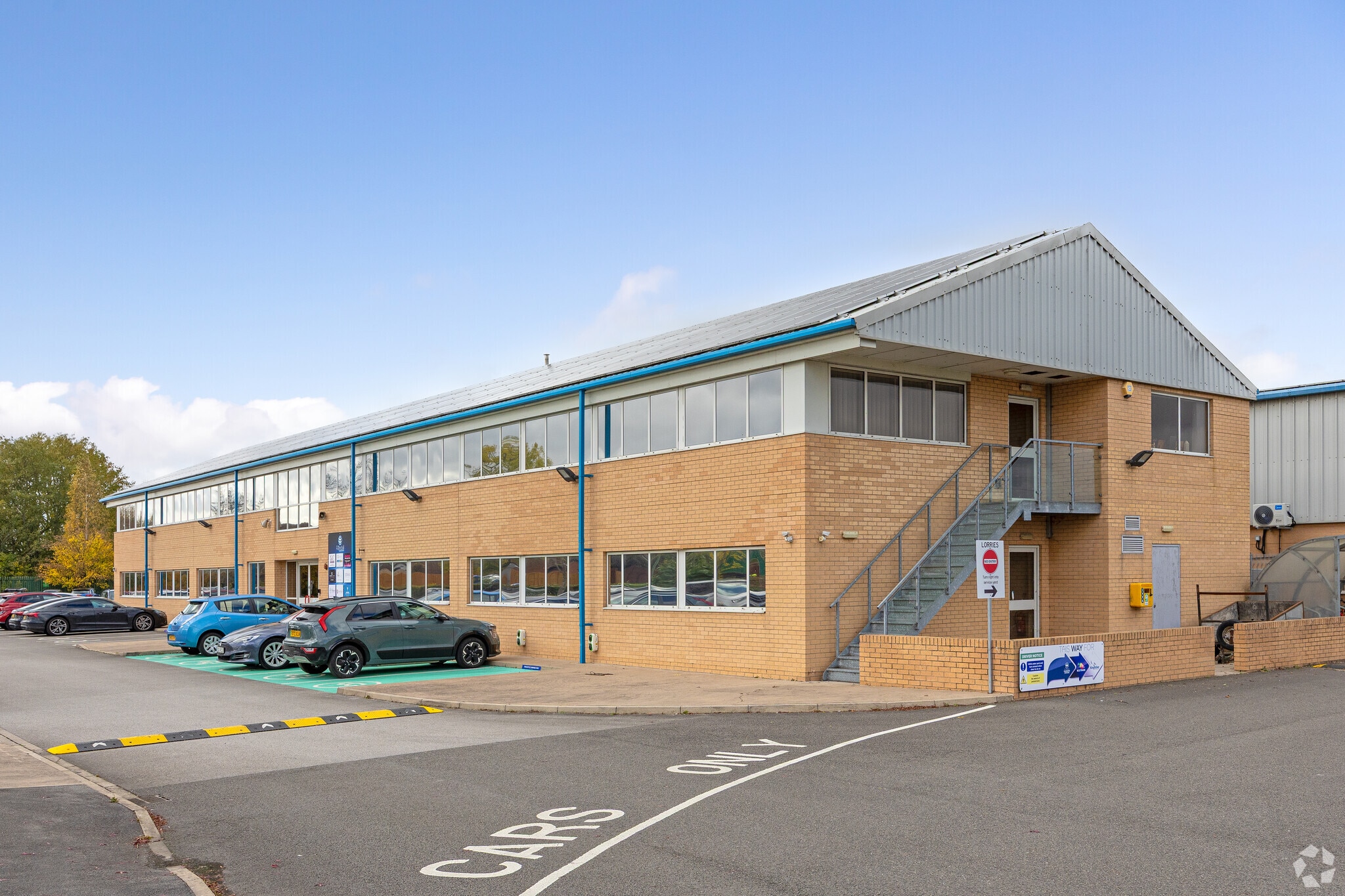 Randall Park Way, Retford to rent Primary Photo- Image 1 of 4