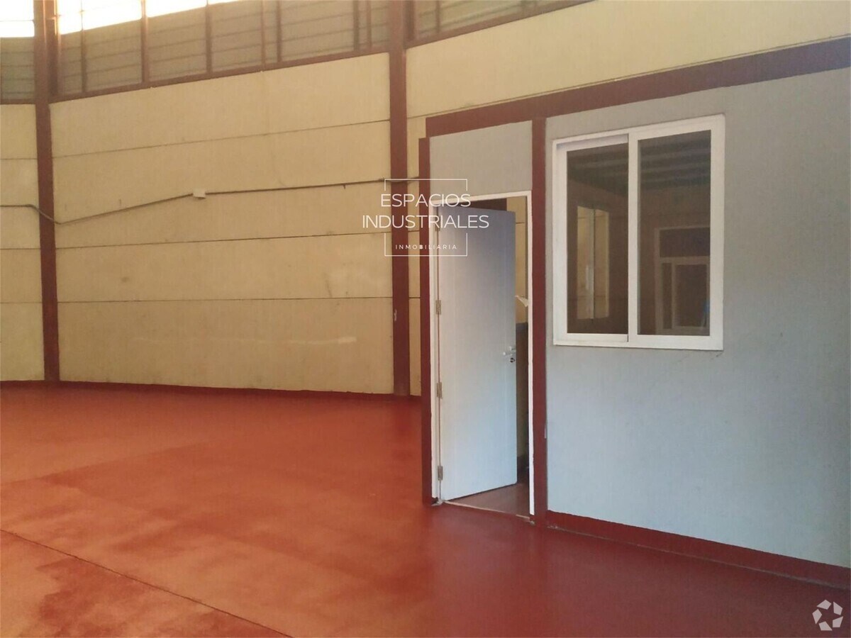 Valdemoro, MAD 28341 -  -  - Interior Photo - Image 2 of 2