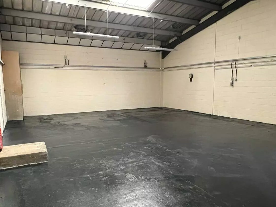 Vanguard Way, Southend On Sea to rent Interior Photo- Image 1 of 6