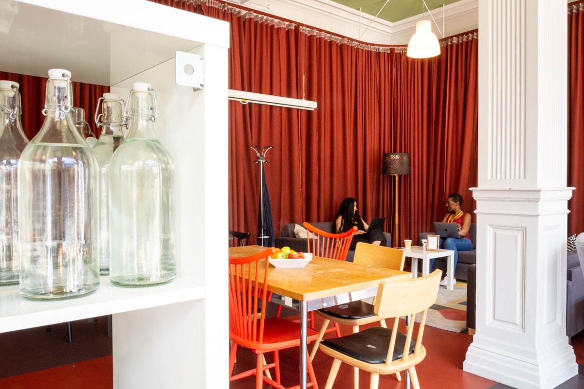 639 High Rd, London to rent Interior Photo- Image 1 of 9