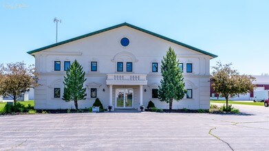 1255 Erie Ct, Crown Point, IN for sale Primary Photo- Image 1 of 1