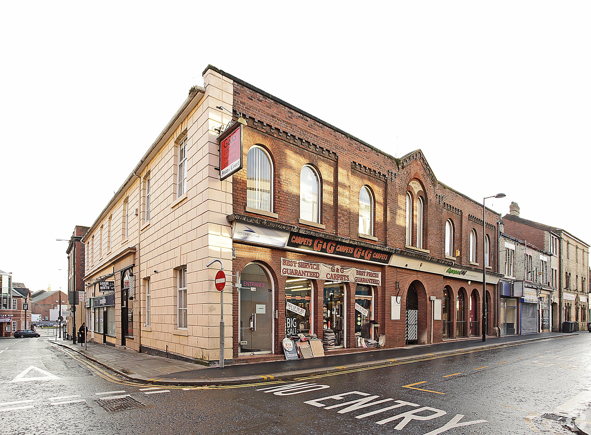 Rylands St, Warrington to rent Primary Photo- Image 1 of 5