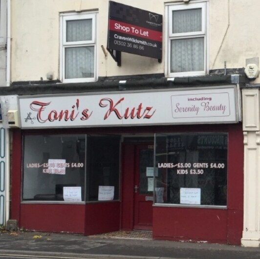 46-46A King St, Thorne for sale Primary Photo- Image 1 of 1