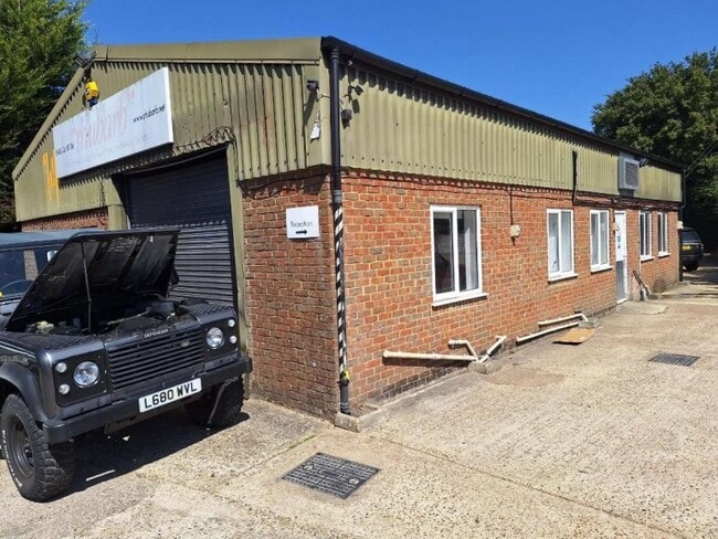 More details for 14 Manfield Park, Cranleigh - Industrial for Sale
