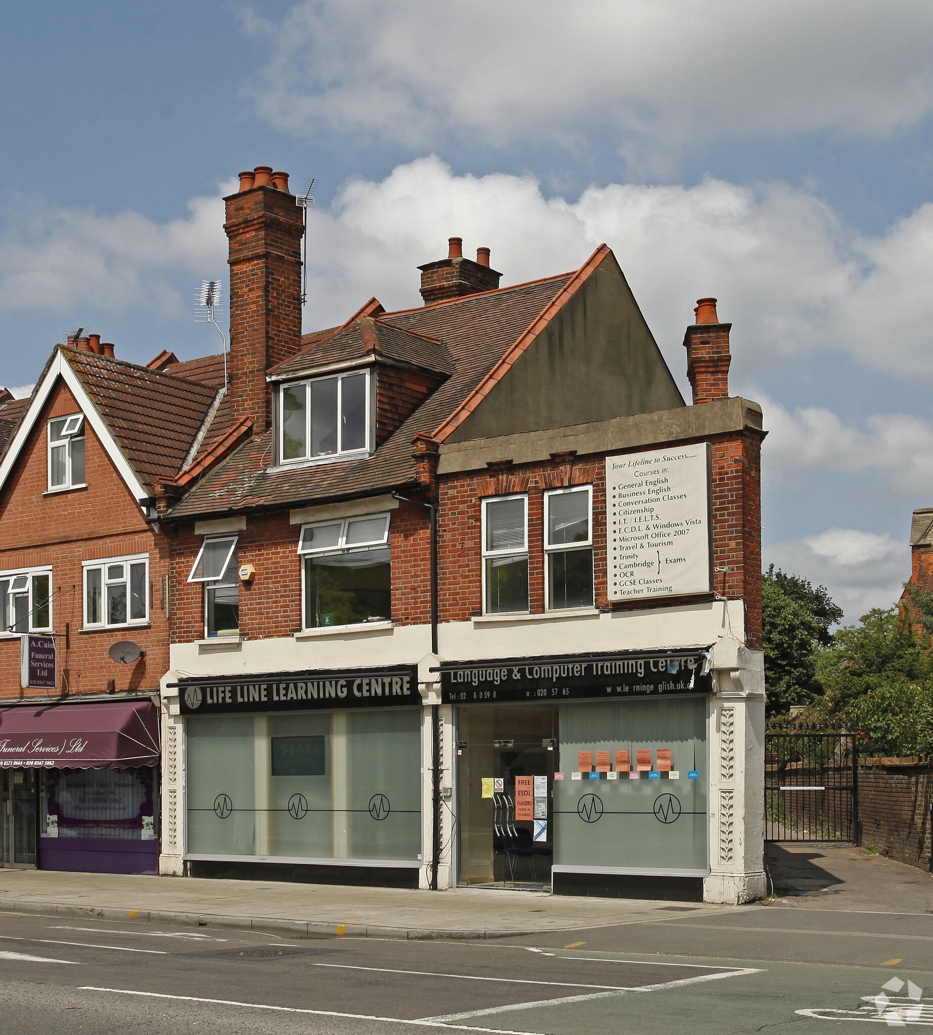 77-79 Uxbridge Rd, London for sale Primary Photo- Image 1 of 1