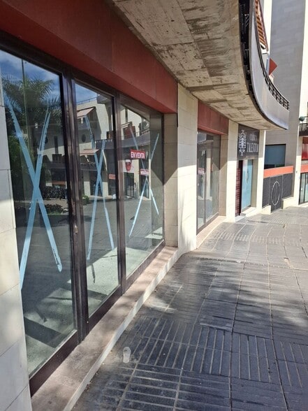 Avenida de Juan Carlos i, 14, Las Palmas de Gran Canaria, Las Palmas for sale - Building Photo - Image 3 of 27