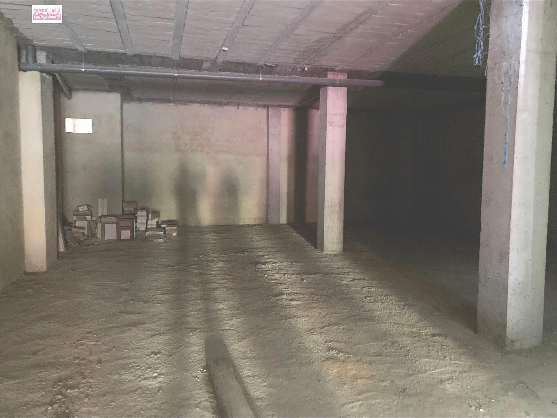 Retail in Almussafes to rent Building Photo- Image 1 of 7