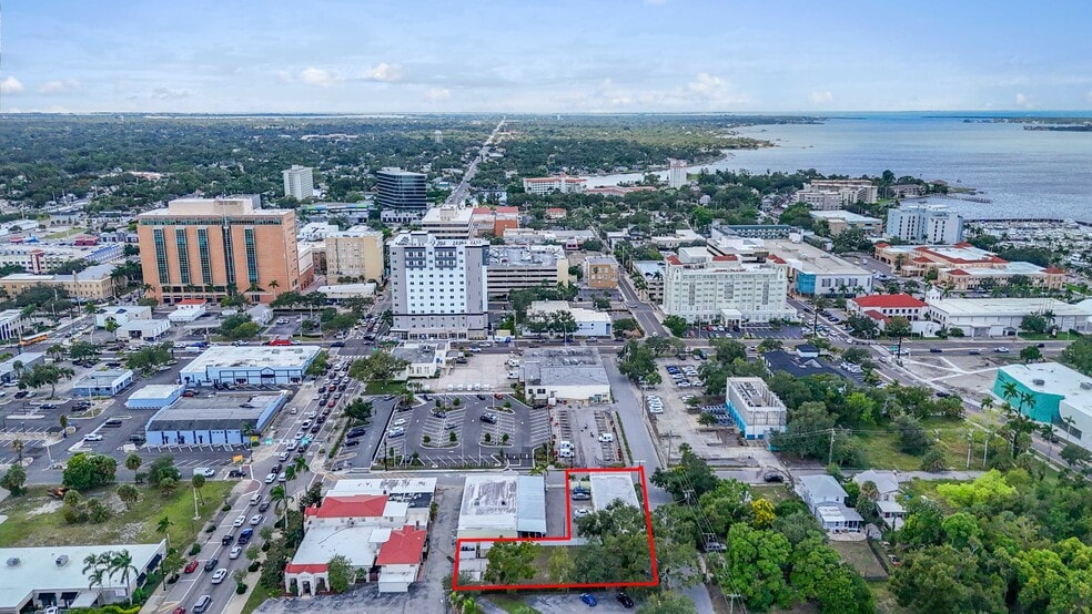 417 8th St W, Bradenton, FL to rent - Building Photo - Image 2 of 20