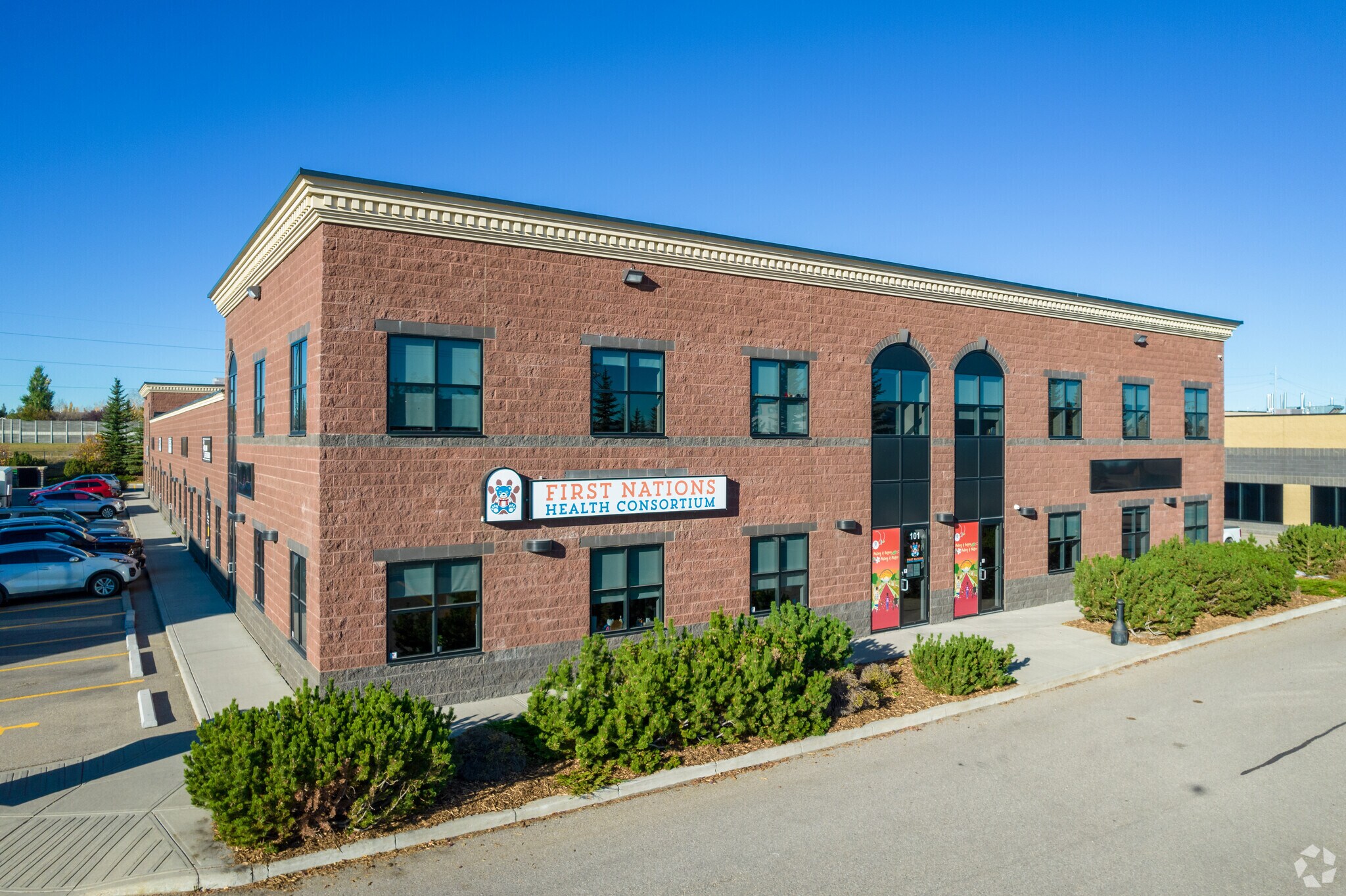 12111 40th St SE, Calgary, AB for sale Primary Photo- Image 1 of 1