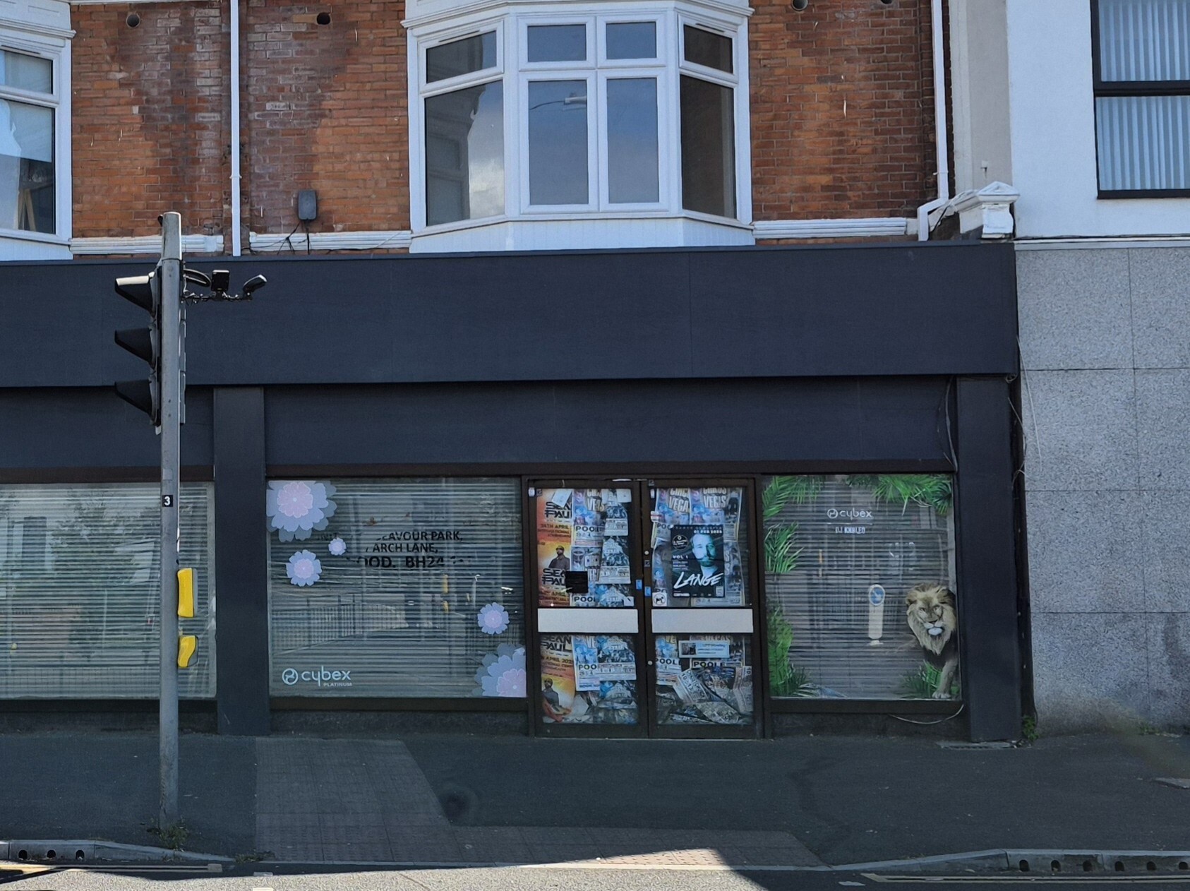 402-406 Holdenhurst Rd, Bournemouth to rent Building Photo- Image 1 of 1