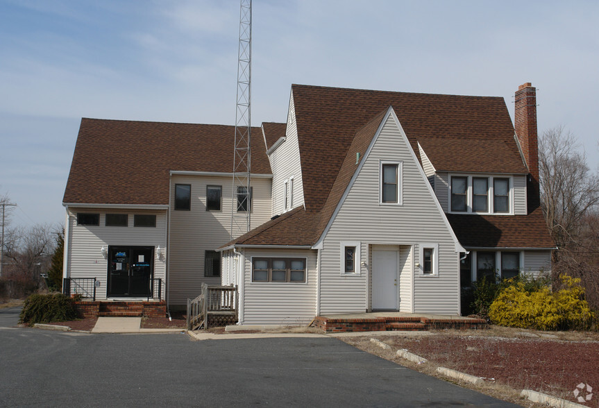 1306 River Ave, Lakewood, NJ for sale - Primary Photo - Image 1 of 3