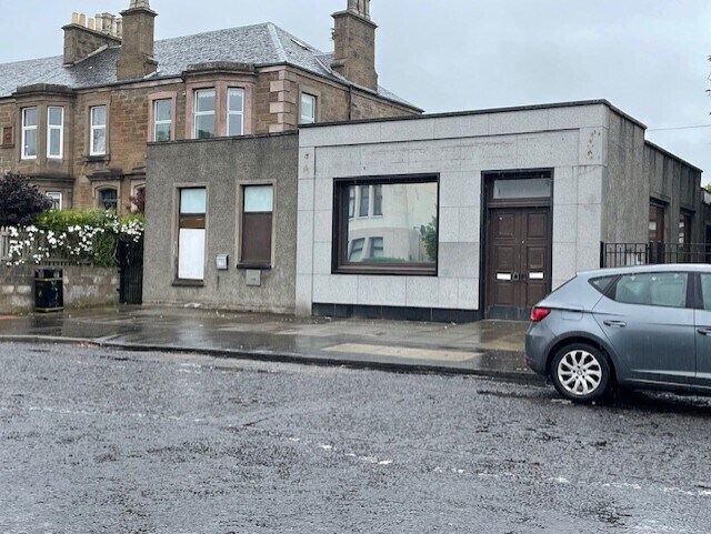 291 Clepington Rd, Dundee to rent - Building Photo - Image 2 of 14