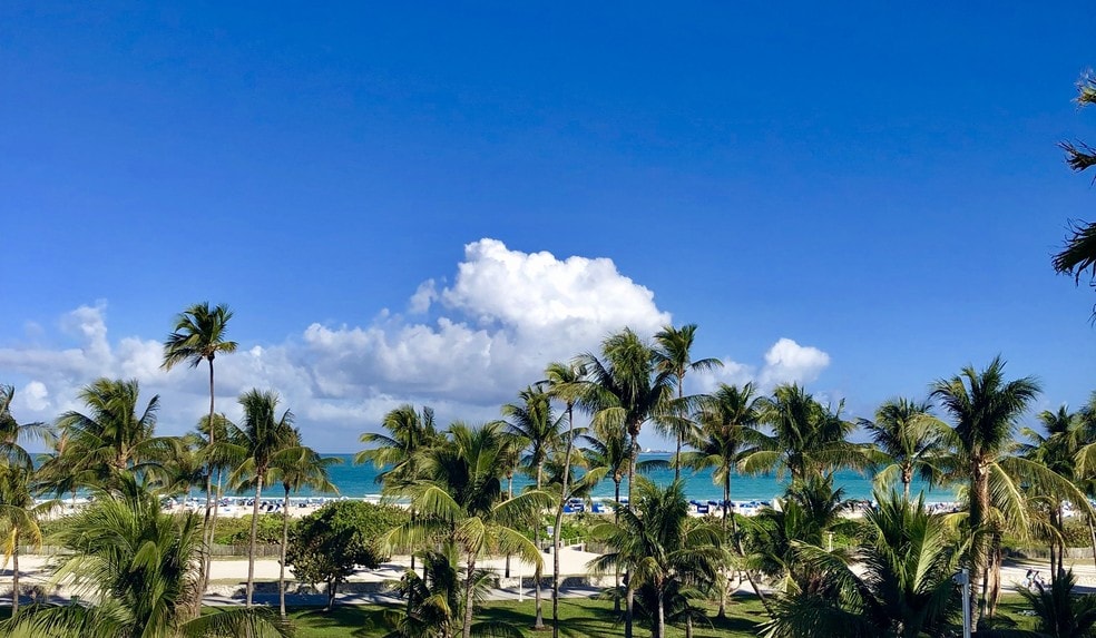 Cavalier & Henrosa Hotels portfolio of 2 properties for sale on LoopNet.co.uk - Building Photo - Image 2 of 22