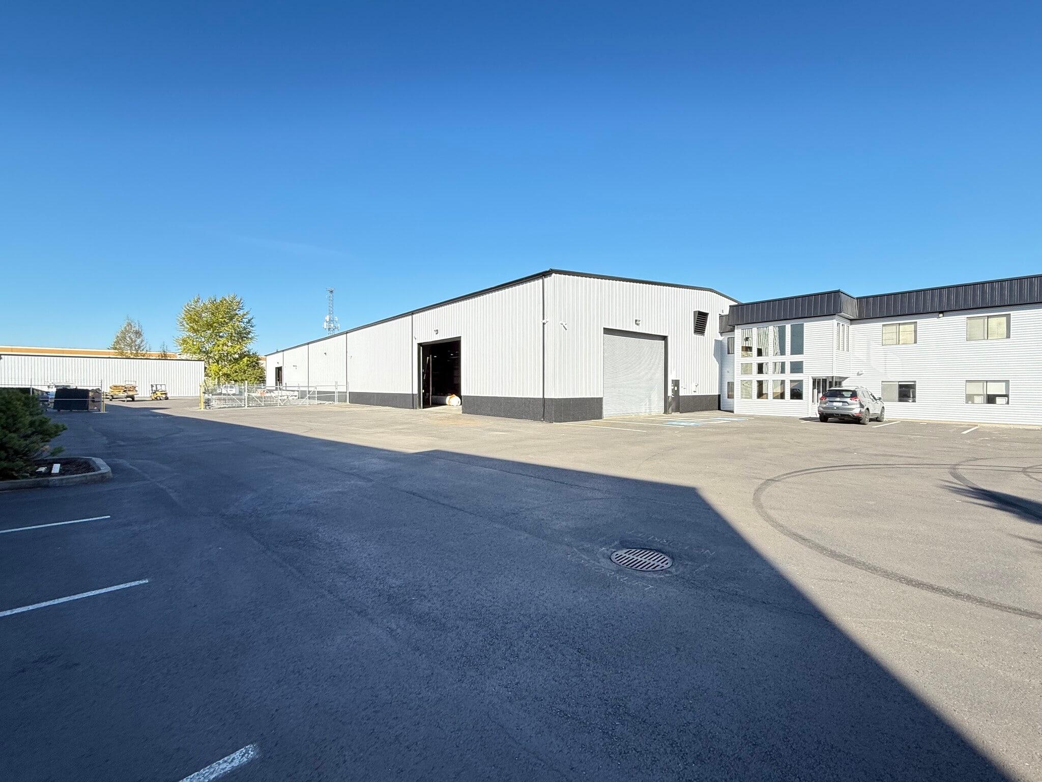 20525 SW Cipole Rd, Tualatin, OR to rent Building Photo- Image 1 of 5