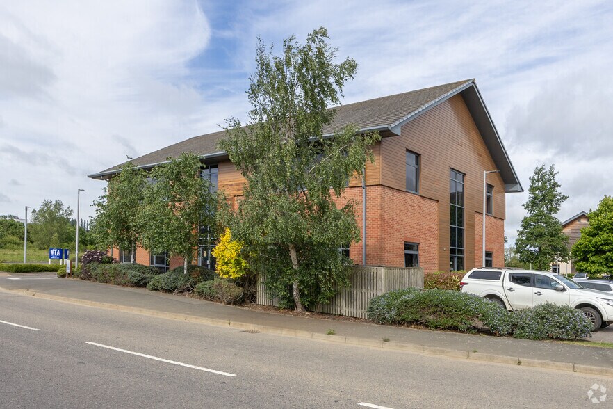Northampton Rd, Market Harborough to rent - Building Photo - Image 3 of 3